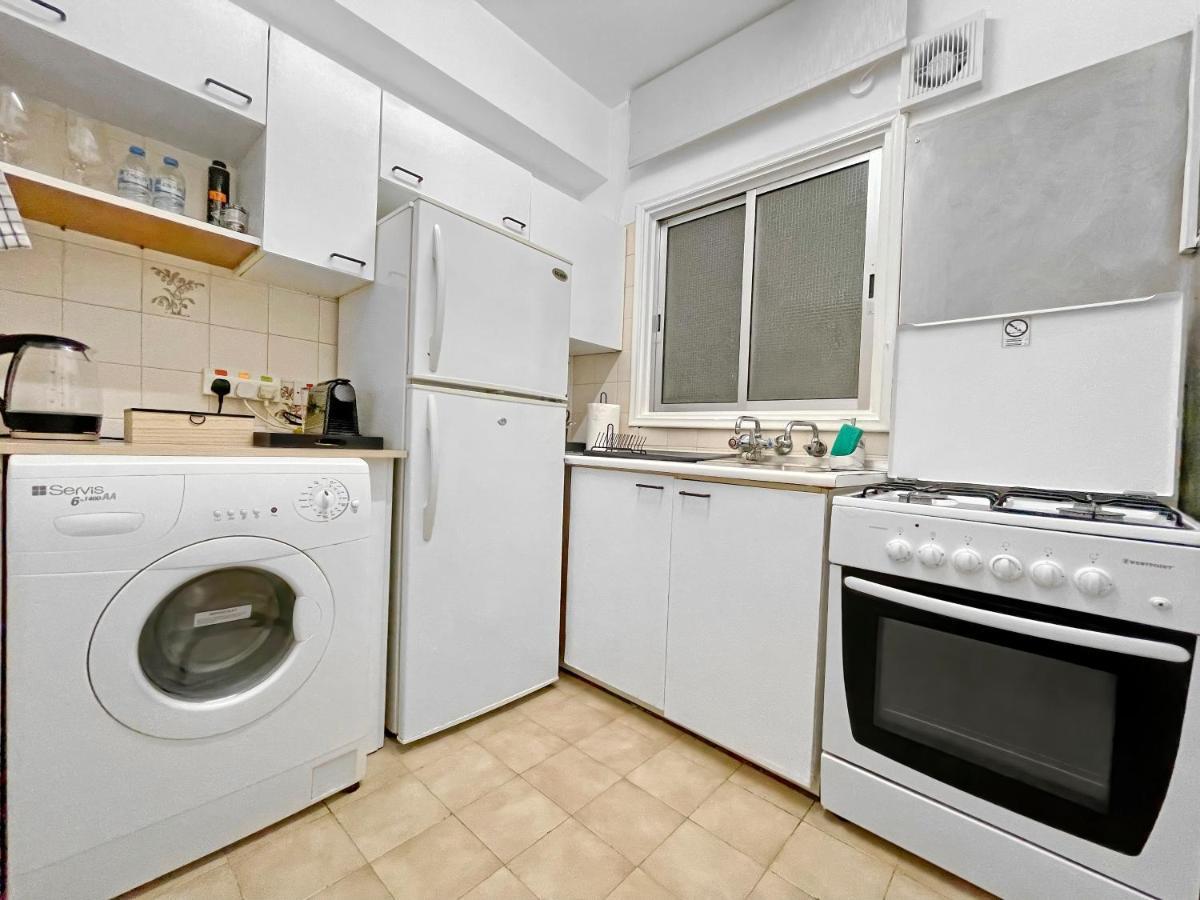 1br Seafront With Community Pool Διαμέρισμα