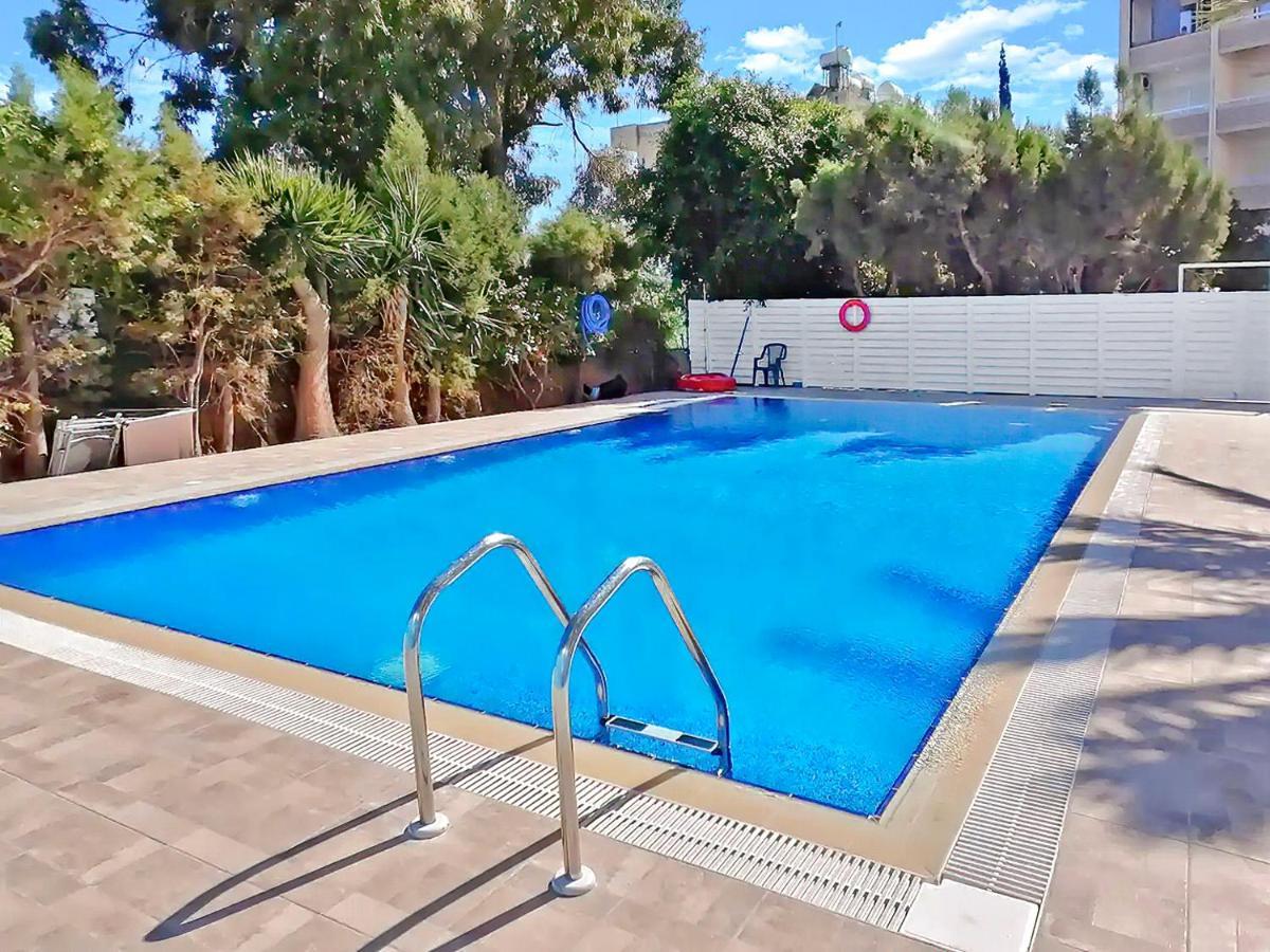 1br Seafront With Community Pool Διαμέρισμα Λάρνακα