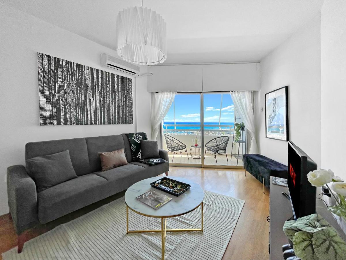 Διαμέρισμα 1br Seafront With Community Pool *